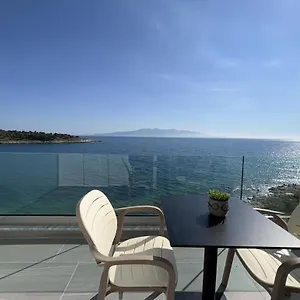Sea Breeze Apartament