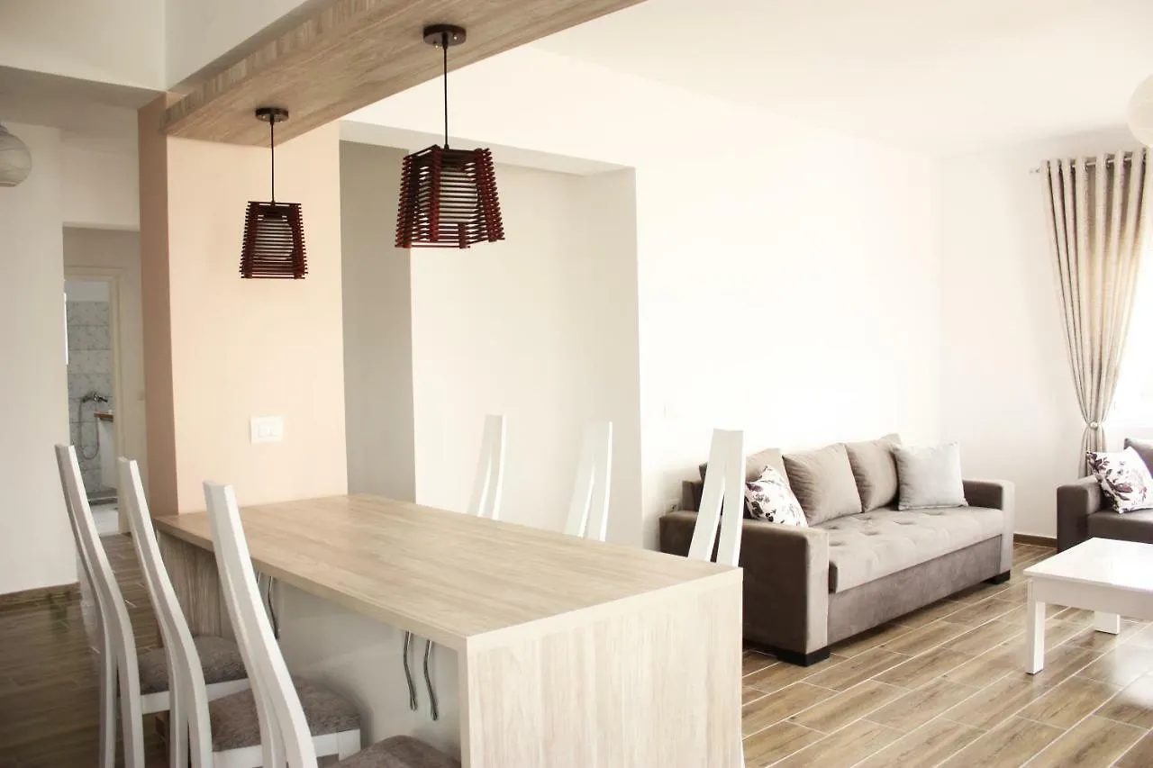 Alexandra'S Apartments Sarande