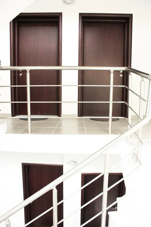 Alexandra'S Apartments Sarande