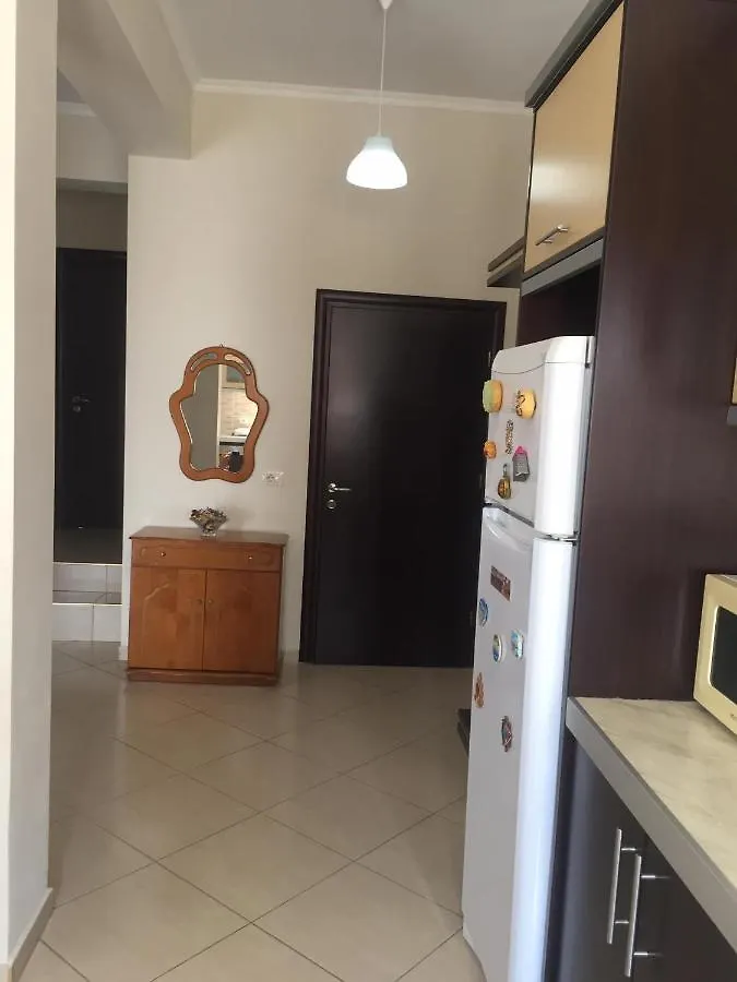 Alexandra'S Apartments Sarande